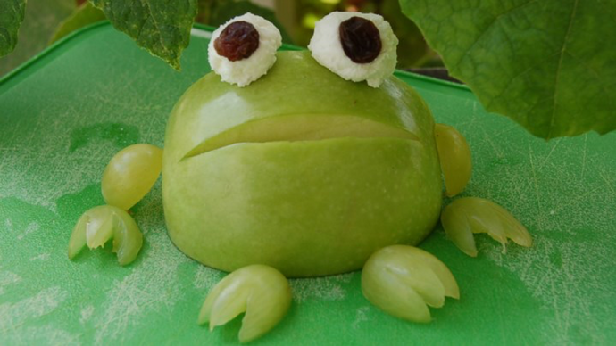 Easy, Healthy, and FUN "Frog" Snack for Kids