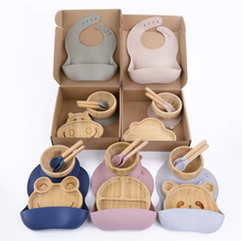 Load image into Gallery viewer, Bamboo and Food-Grade Silicone Feeding Set 🍼🌿